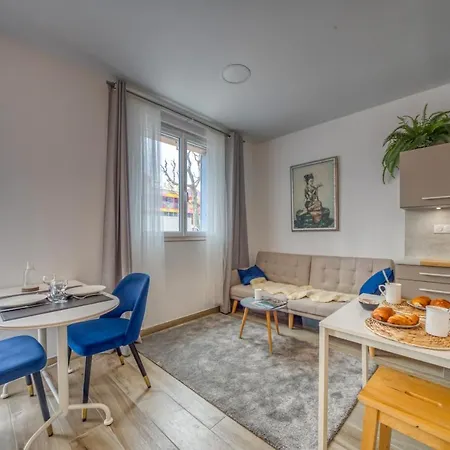 Le Marquis - Esplanade / Bastille * Grenoble