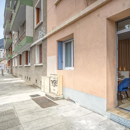 Le Marquis - Esplanade / Bastille * Grenoble