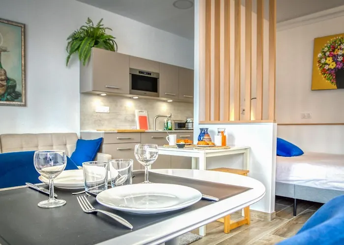 Le Marquis - Esplanade / Bastille Hotell