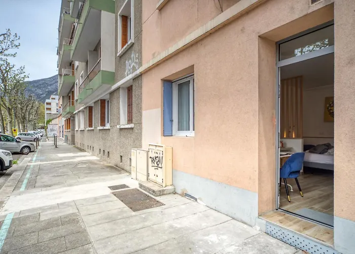 Le Marquis - Esplanade / Bastille * Grenoble